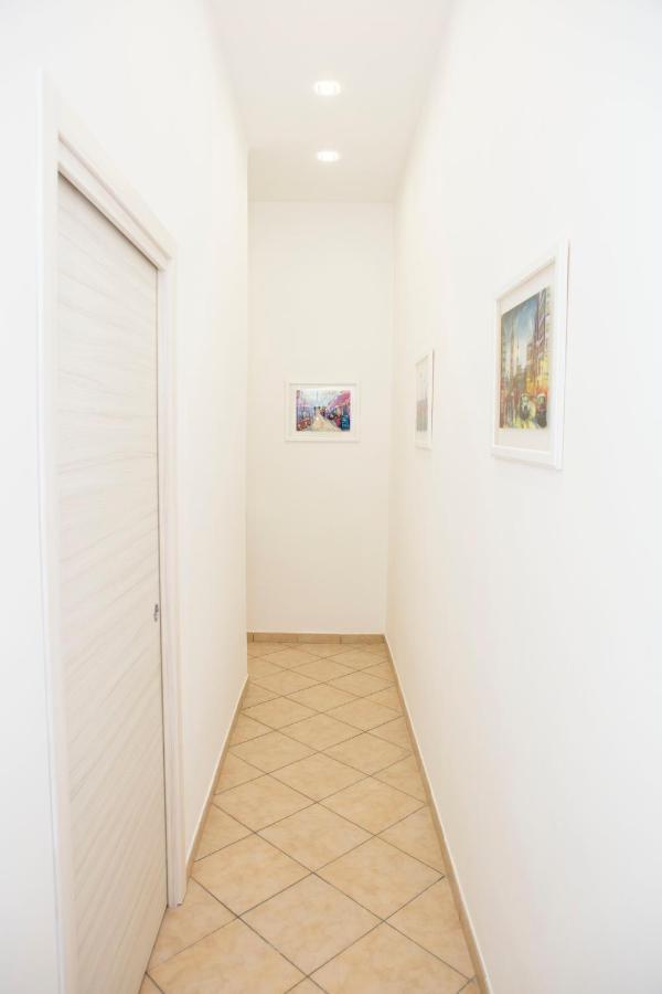Airport House Apartment Napoli Ngoại thất bức ảnh